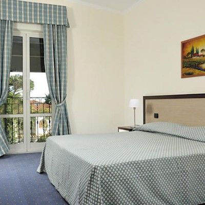 La Rocchetta 3* Rome