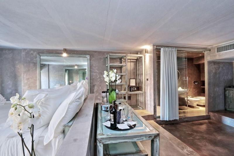 Campo De' Fiori 34 Affittacamere 4*
