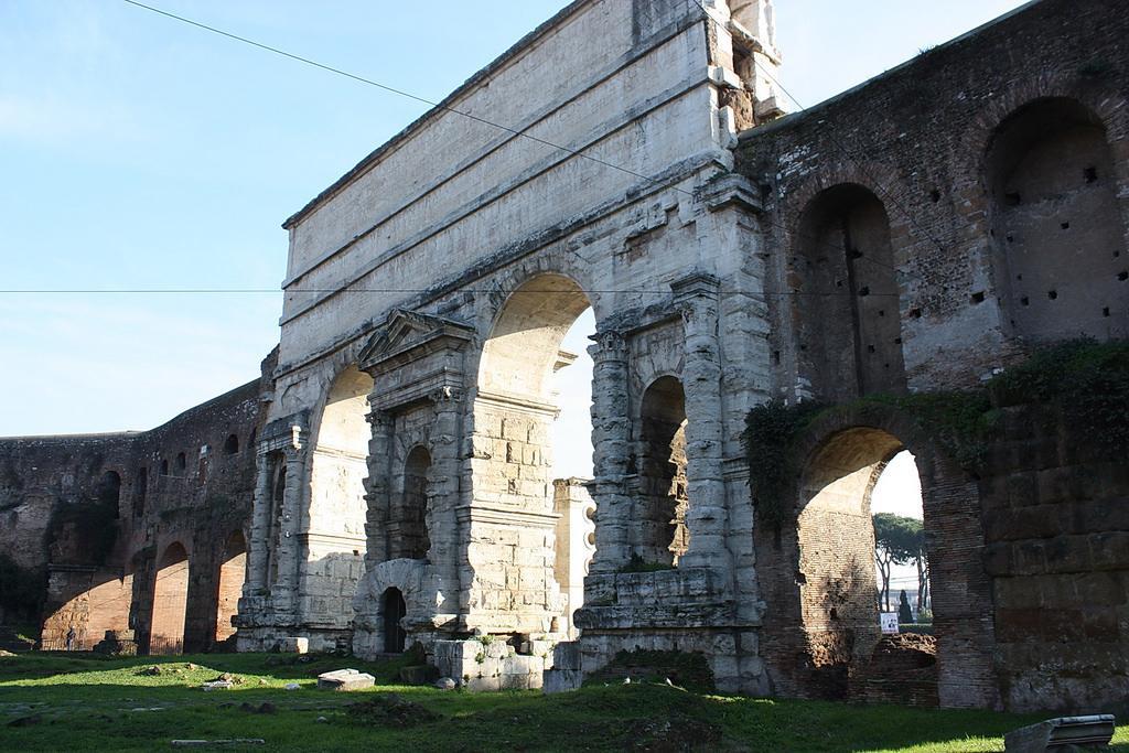 Affittacamere T C Rms Roma