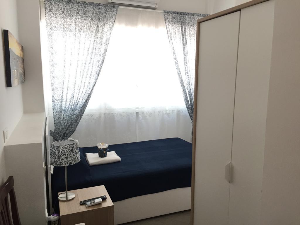 Aquarius Rome Bed & Breakfast Rome