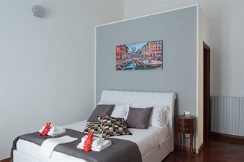 Lh Royal Terrace Guest house