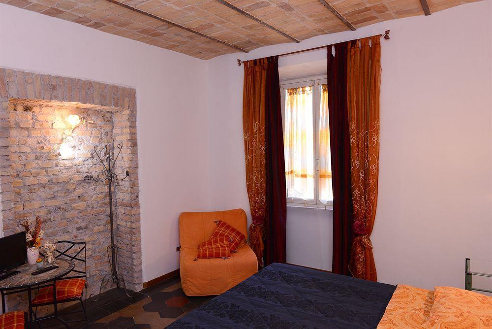 Guest house All'ombra Del Cupolone 2*