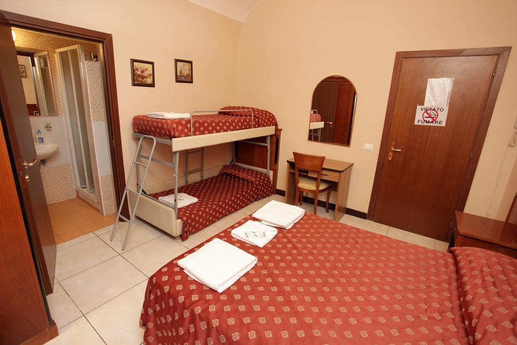 Guest house Pink Floyd 3*