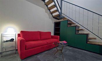 Guest house Mr Frills 2*