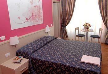 21 Aprile House Bed & Breakfast 2*