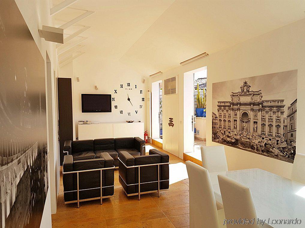 Hotel Apollo Colosseo 3*