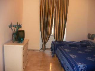 Guest house Two Flowers 2*