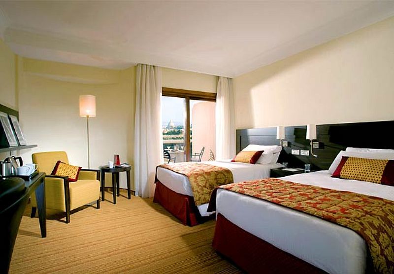 Courtyard By Marriott Park