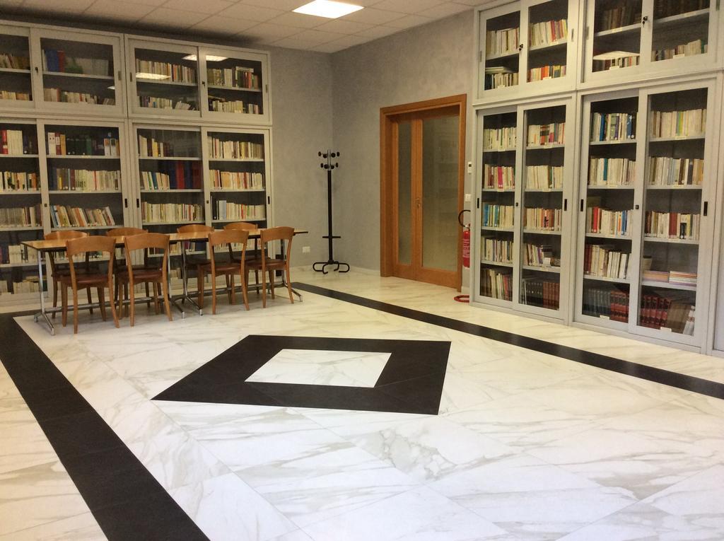 Figlie Maria Missionarie Affittacamere 4*