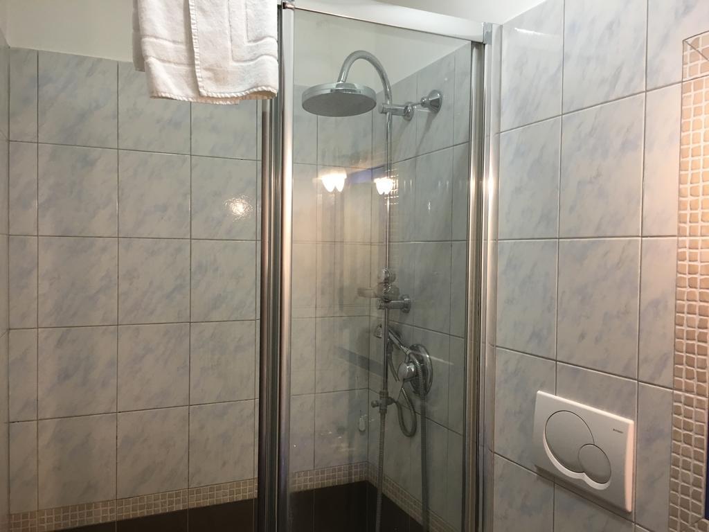 Location In Guest house
