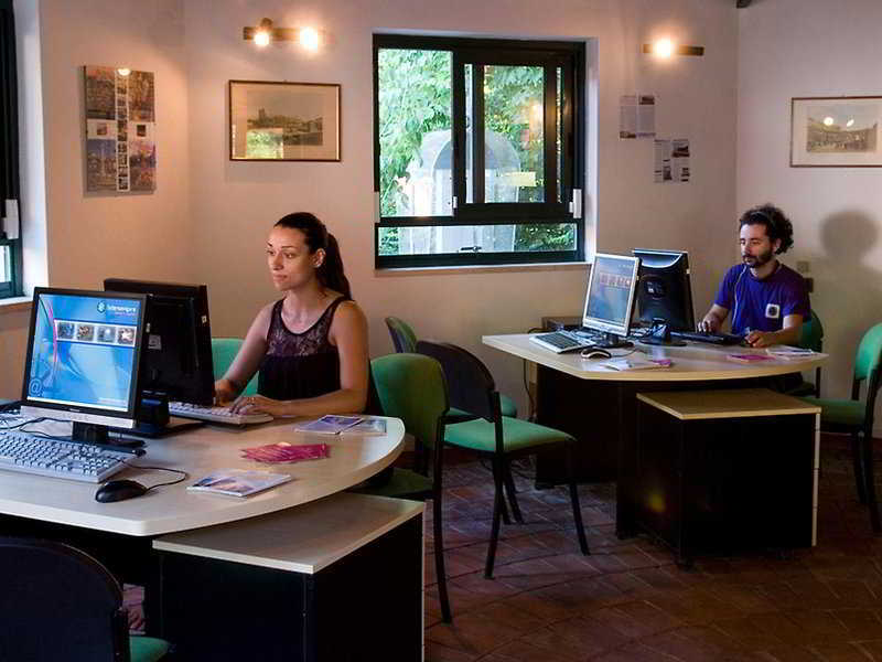 Flaminio Village Park Campsite 4*
