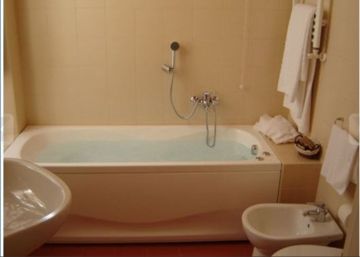 Residenza Domiziano Bed & Breakfast 3*