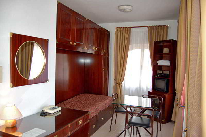 Tassoni 3* Rome