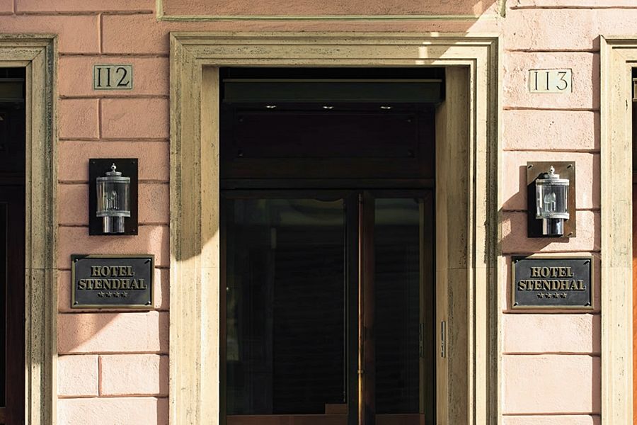 Hotel Stendhal Luxury Suites 4*