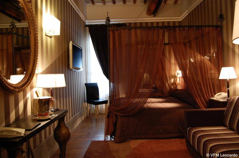 Hotel At The Spanish Steps View 2*