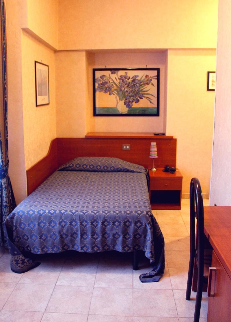 Orlanda Hotel