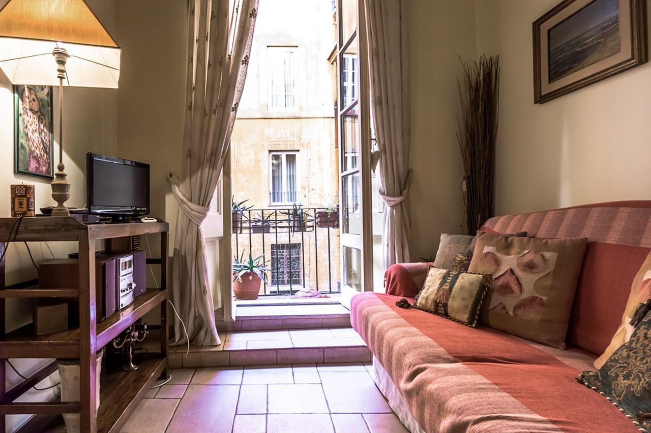 Palazzo Farnese Historical Apartment *