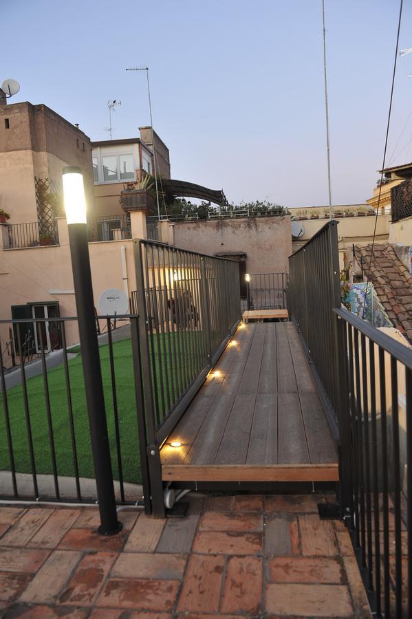 Domus Pellegrino 166 Rome