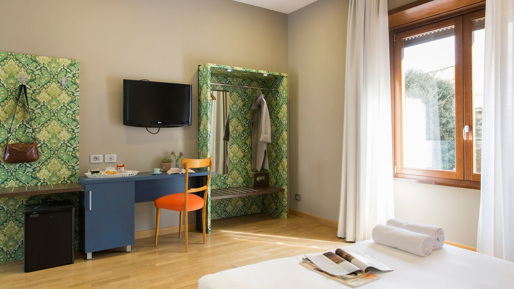 Monti First 2* Rome
