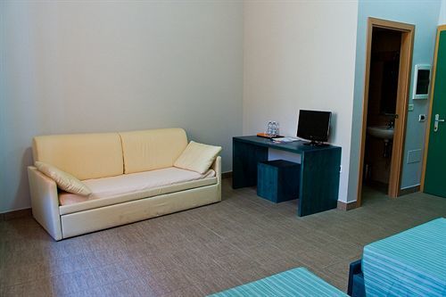 Hostel Scout Center *