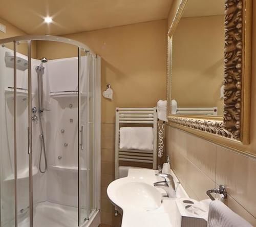 Chain Vatican Guest house 3*
