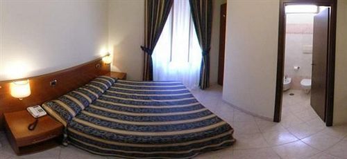 Ferrari Hotel Rome