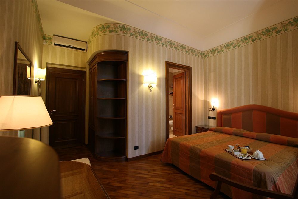 Bed & Breakfast Beccaria A Piazza Del Popolo