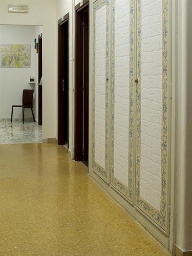 Guest house House In Domus Romana 2*