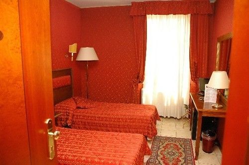 Shasa 3* Rome