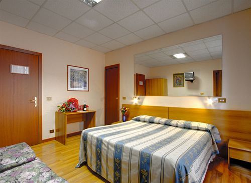 Hotel Urbis Rome