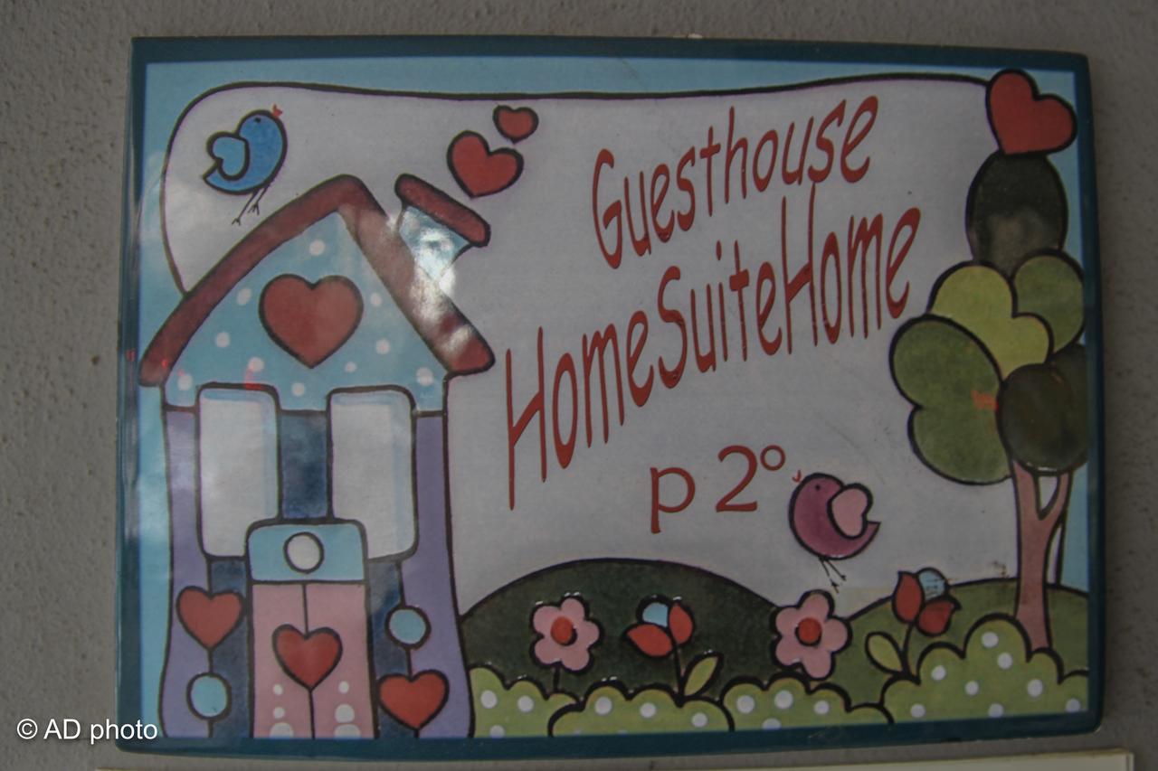 Homesuitehome Guest house