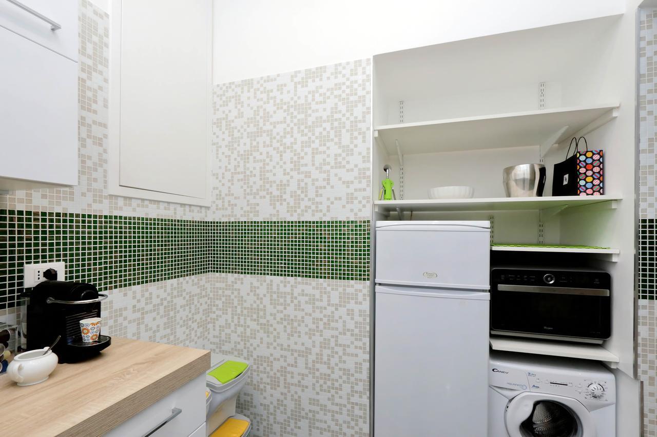 Wonderful In Trevi Area Apartment Rome