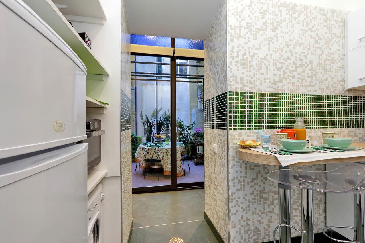 Wonderful In Trevi Area Apartment *