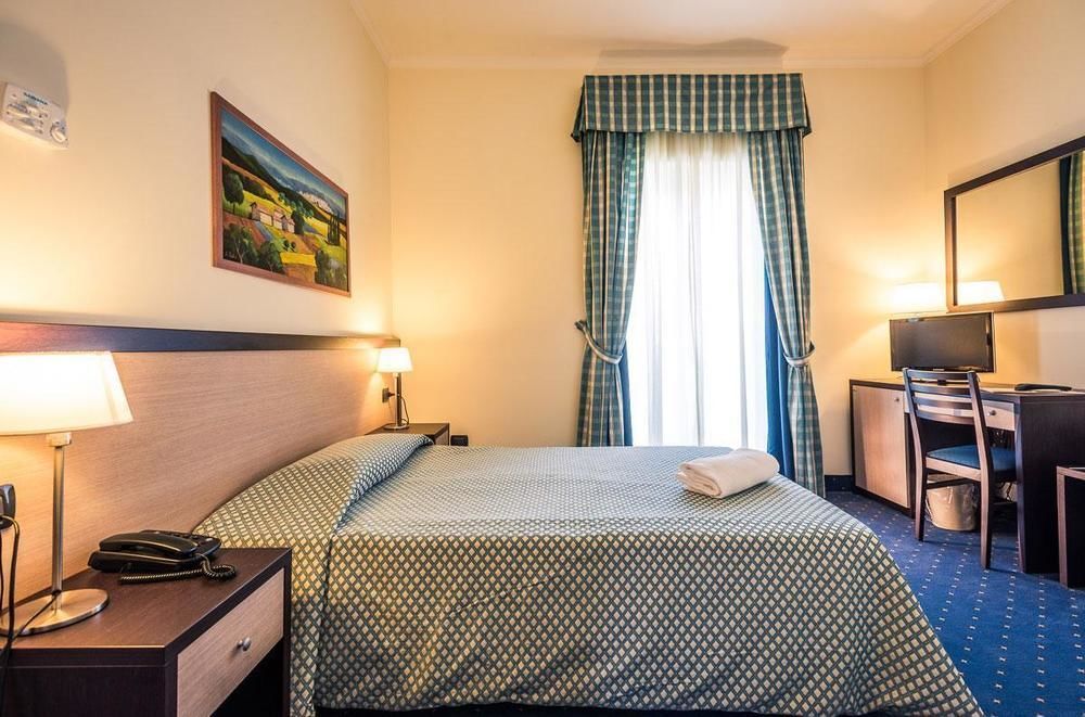 La Rocchetta 3* Rome