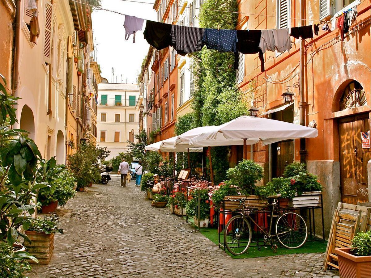Leopardo 28 - Loft In Trastevere Rome