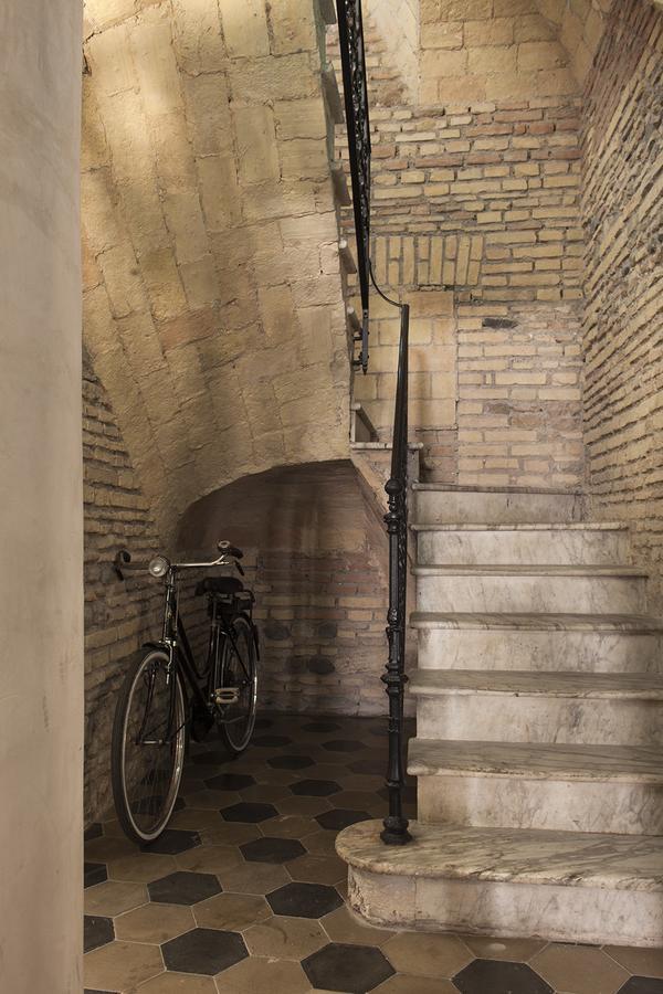 Casa De' Coronari * Rome