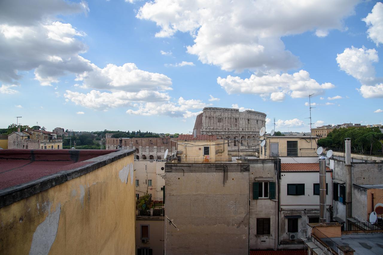 White Terrace Ostilia Rome