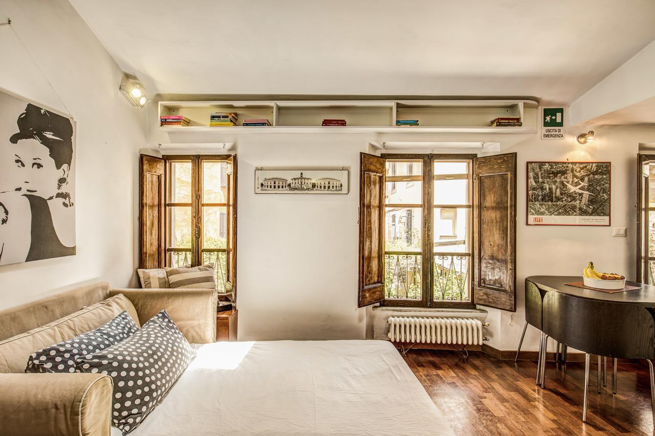 Homehouse Garofano - Rione Monti - Colosseum Apartment Rome