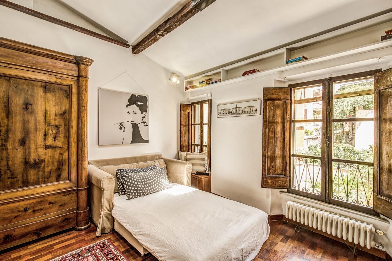 Homehouse Garofano - Rione Monti - Colosseum Apartment *