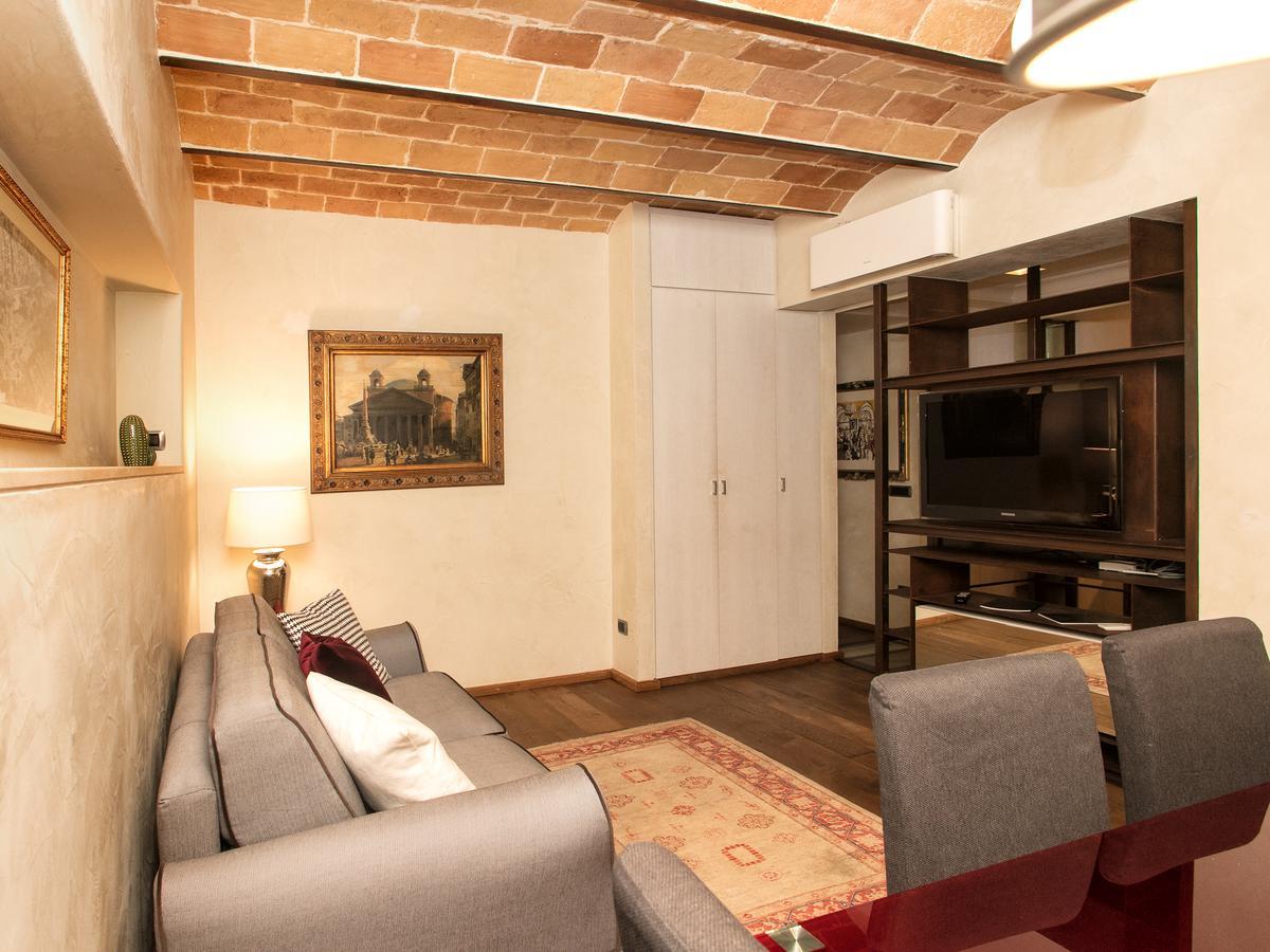 Piazza Venezia Luxury Design Rome