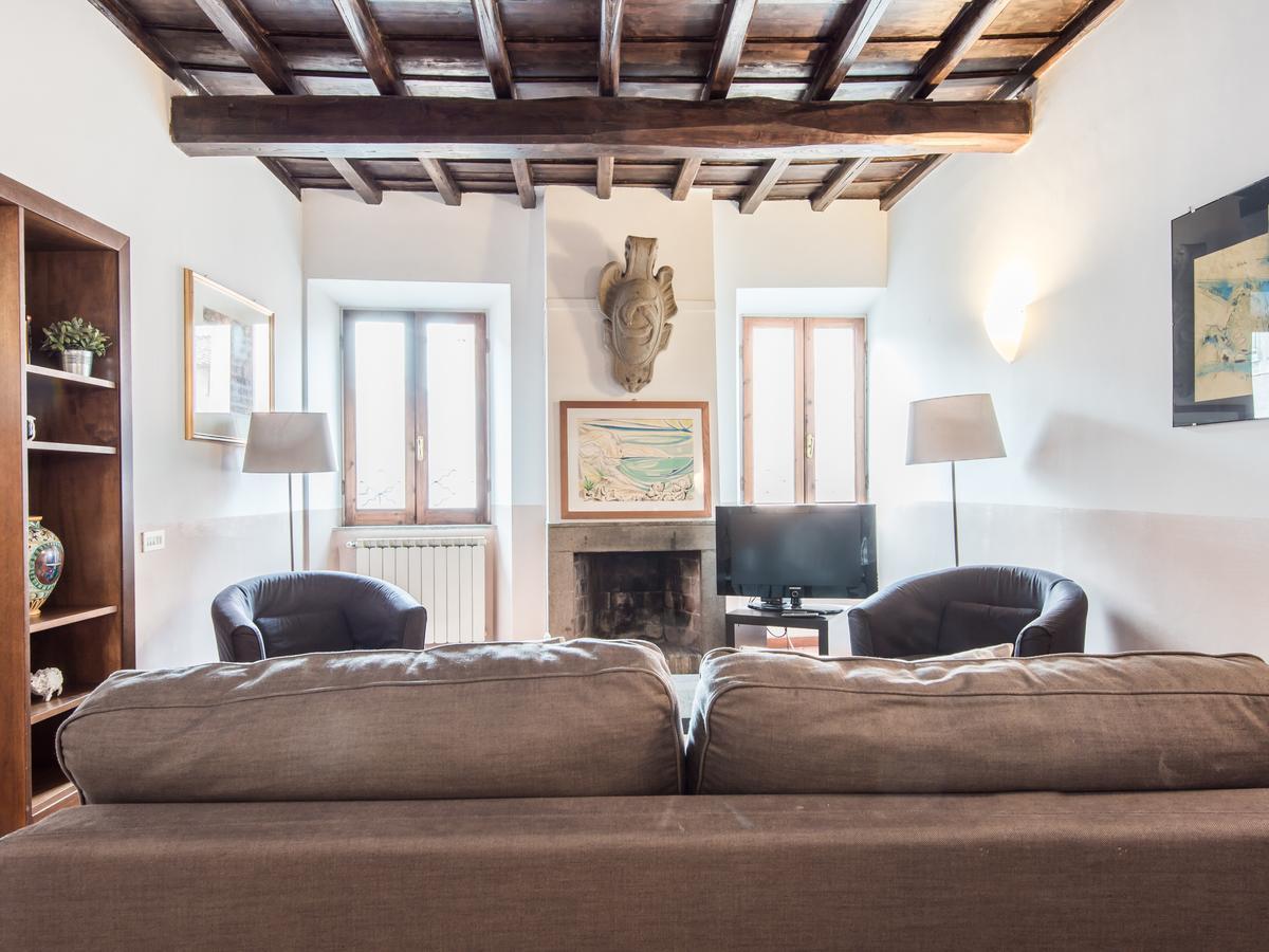 Rsh Via Giulia Apartment