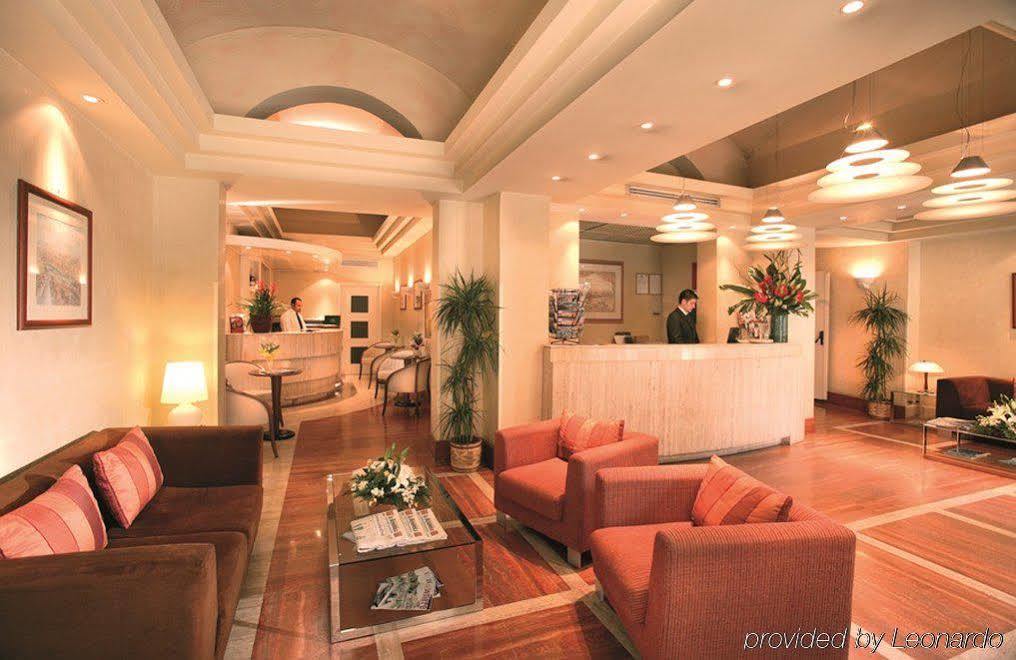 Exe Domus Aurea 3*