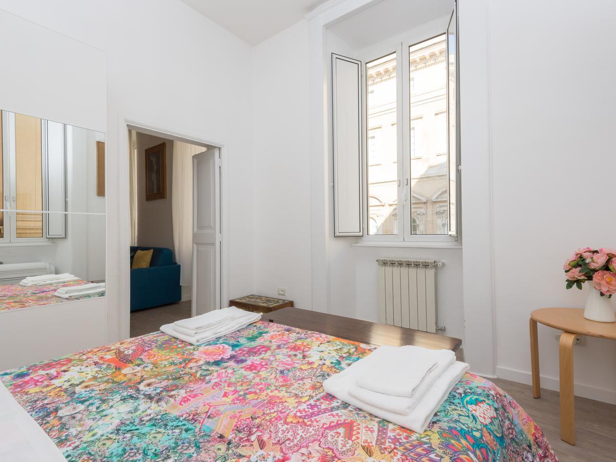 Apartment Vittorio Emanuele Rome