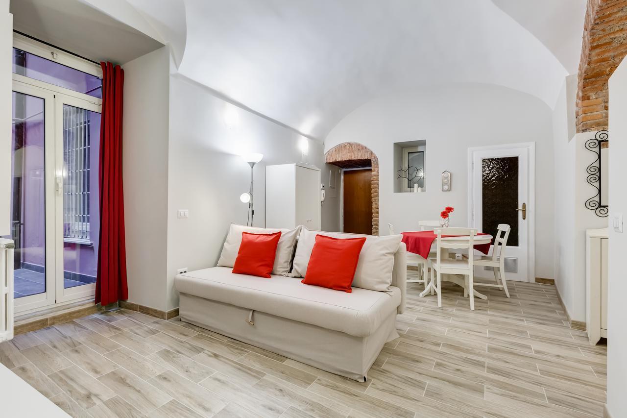Apartment Ludovico Muratori Rome