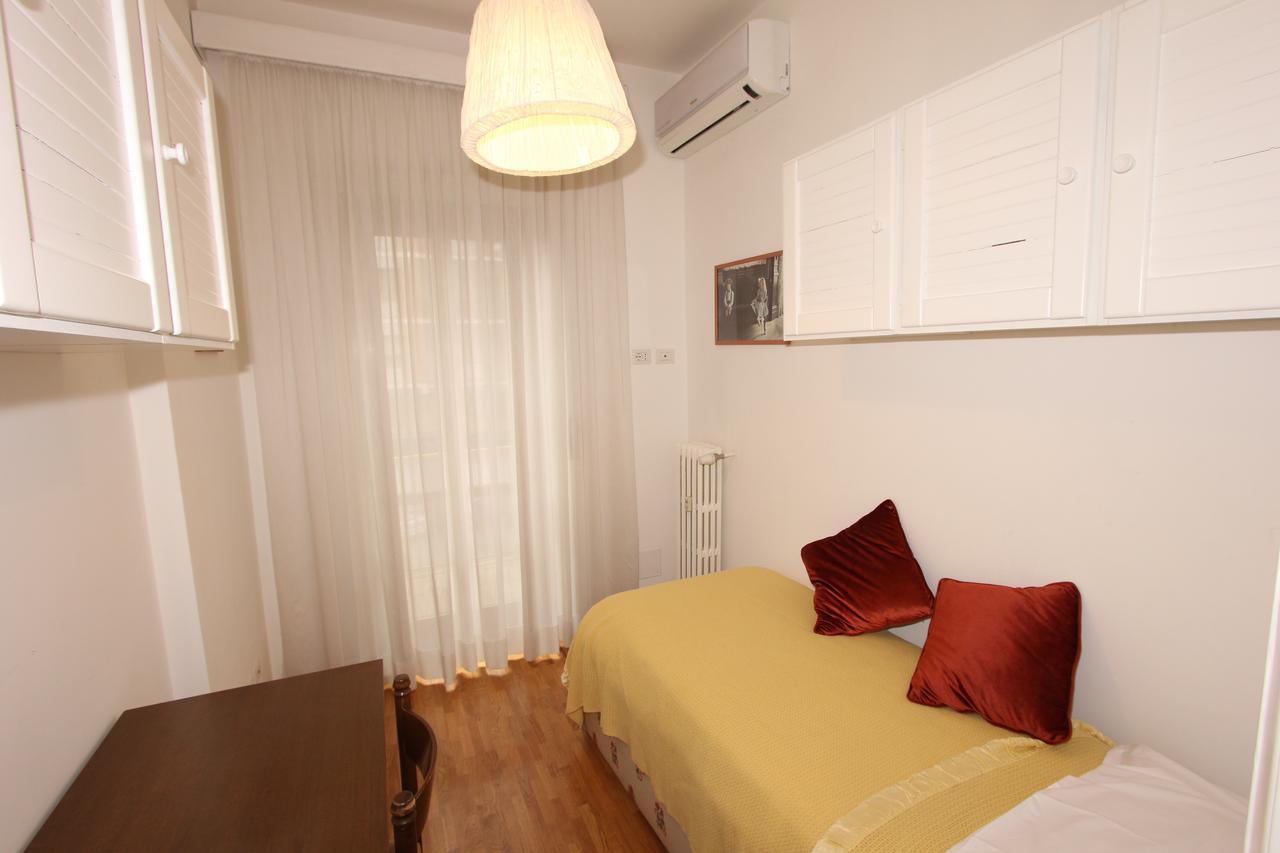 Apartment Pacinotti Flats Rome
