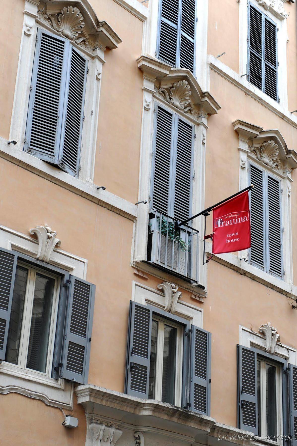 Guest house Residenza Frattina 2*