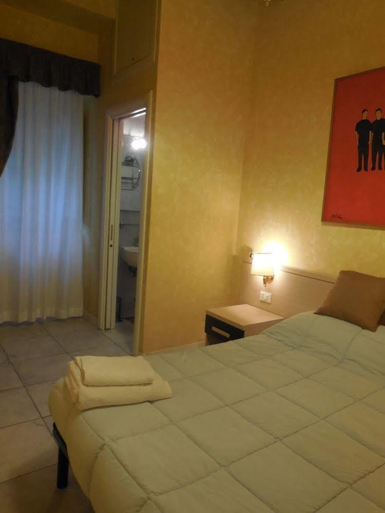 Daniel's Guest house 3*