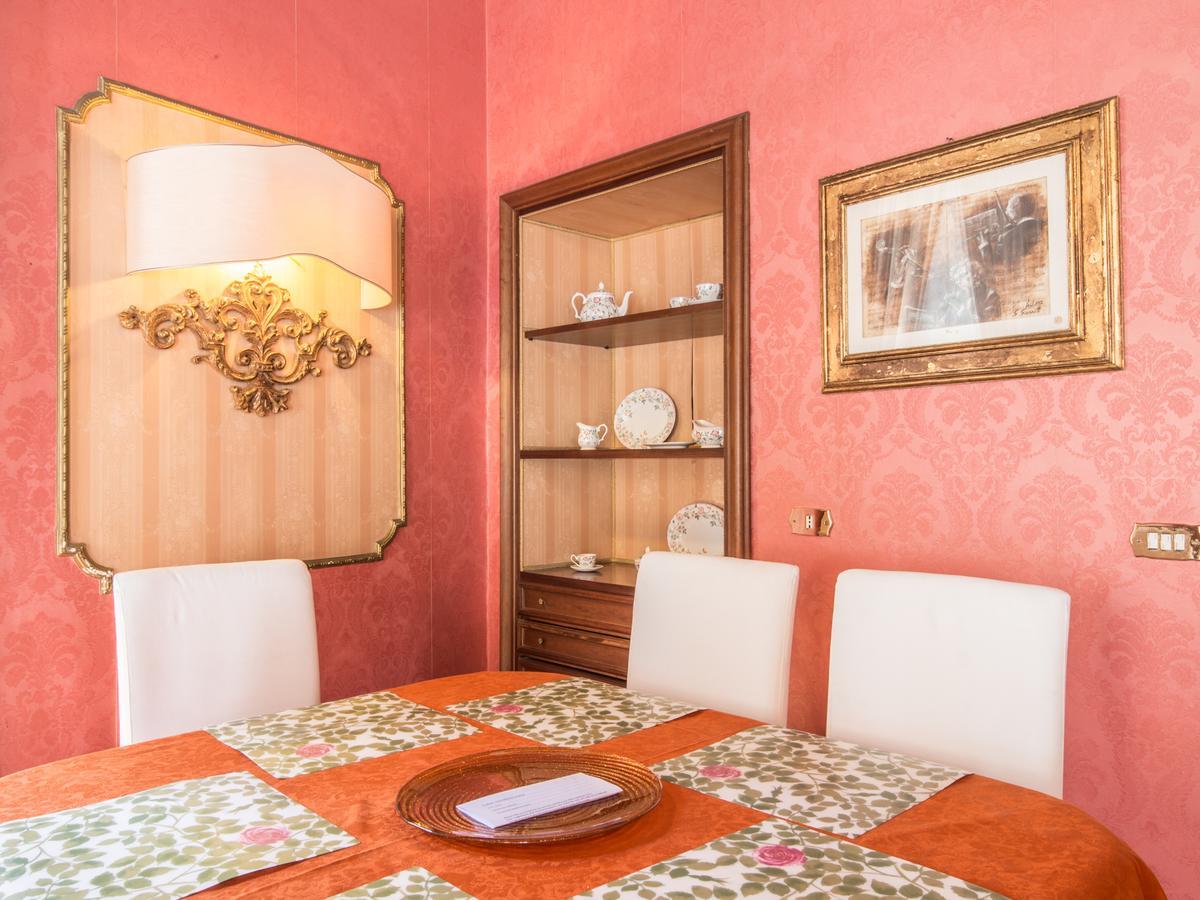 Rsh Spanish Steps Luxury Apartment