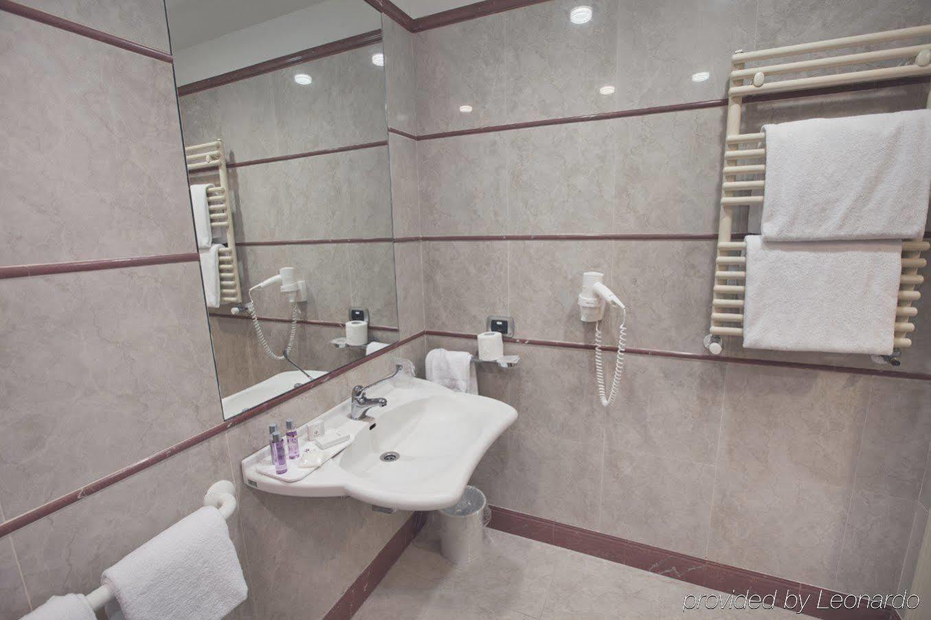 Hotel Papillo &