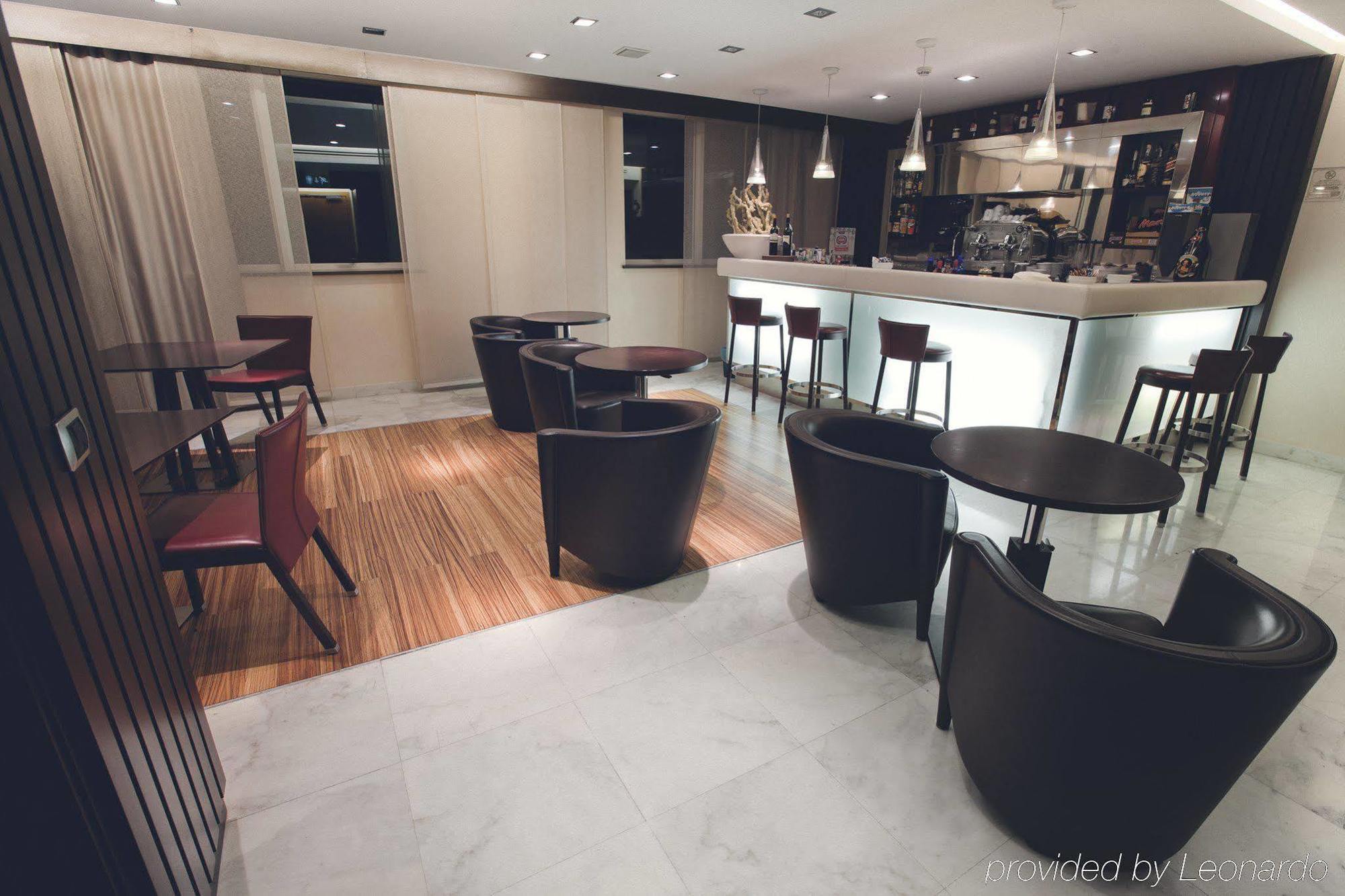 Hotel Papillo &